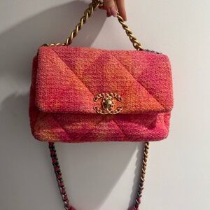 Chanel 19 Medium Flap in Pink Ombre Tweed